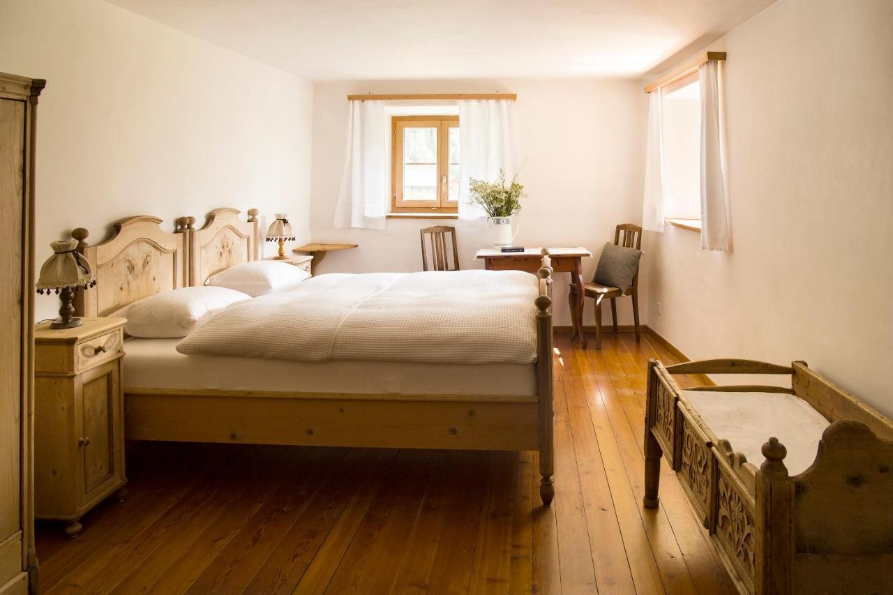 Hotel Chasa Chalavaina Müstair Δωμάτιο φωτογραφία