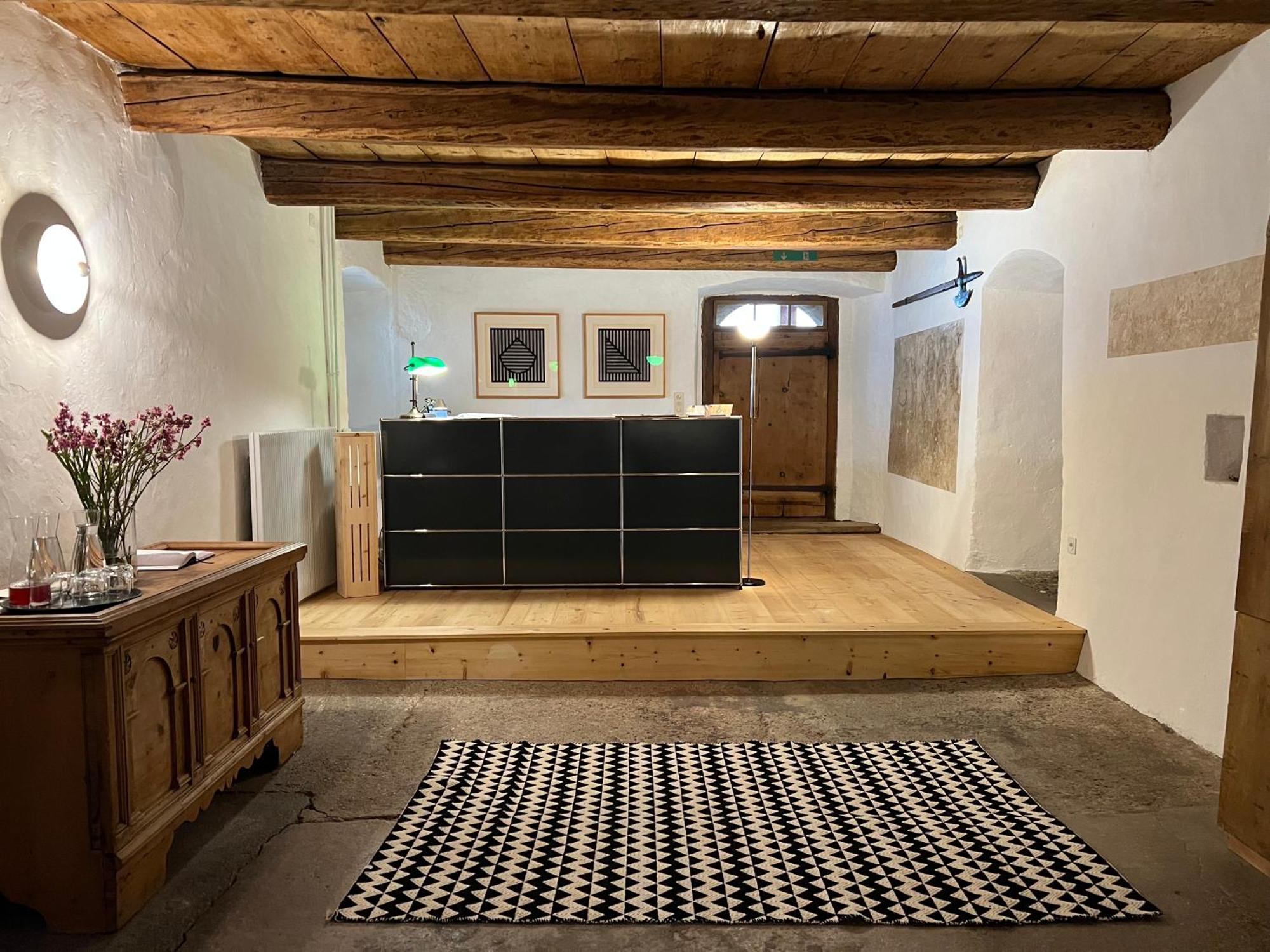 Hotel Chasa Chalavaina Müstair Εξωτερικό φωτογραφία