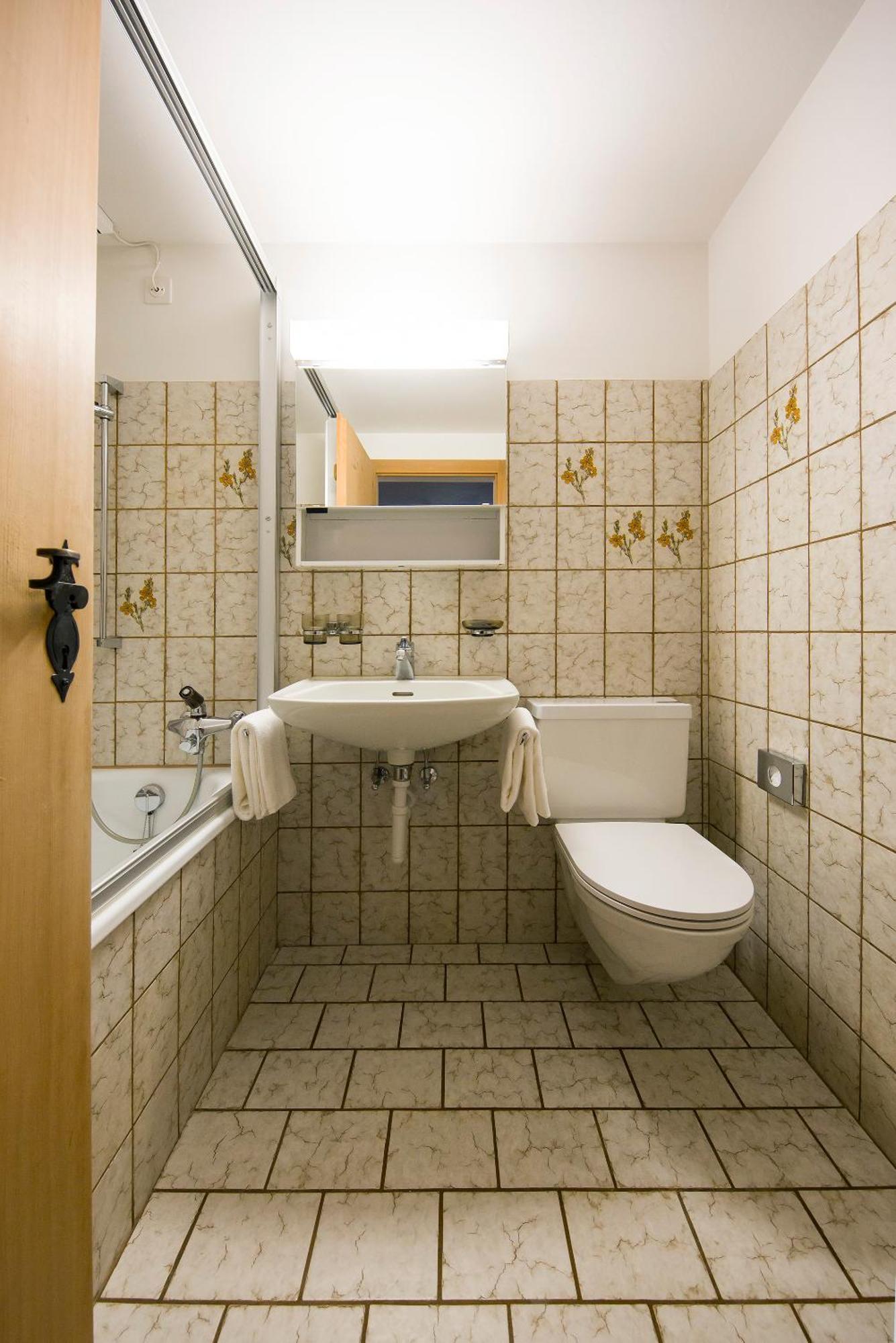 Hotel Chasa Chalavaina Müstair Δωμάτιο φωτογραφία